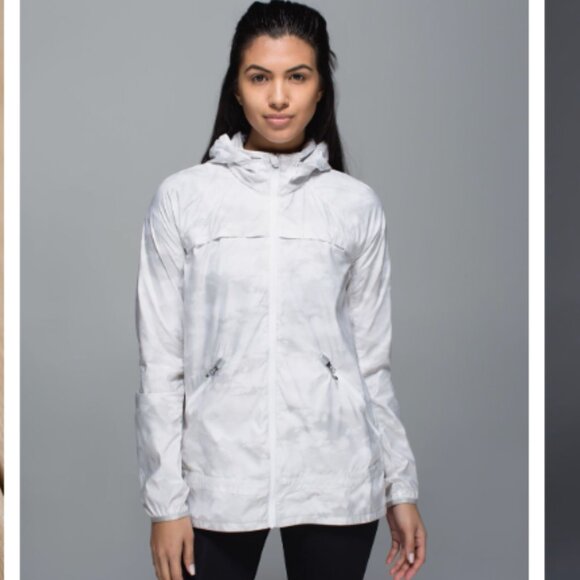 Lululemon Packable Water Resistant Windbreaker - Picture 1 of 9